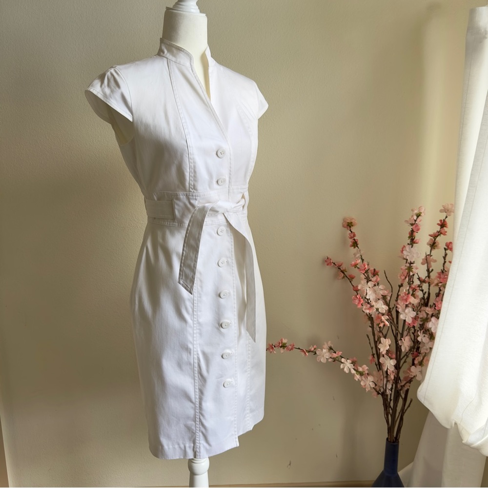 Cream Calvin Klein Dress - Size 4 Cap Sleeves.